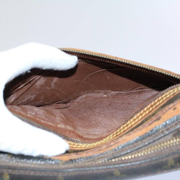 LOUIS VUITTON Monogram Marly Dragonne GM Clutch Bag - Picture 13 of 16